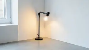 lampa led do malowania ścian